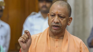 मांस बेचने पर रोक, डीजे पर बैन… कांवड़ यात्रा को लेकर सीएम योगी सख्‍त