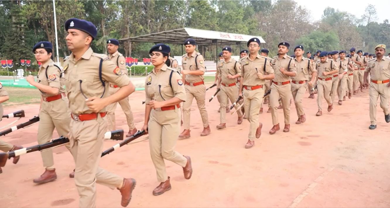 ‘लापता’ हो गए 161 पुलिसकर्मी, छुट्टी लेकर गए और वापस नहीं लौटे; कानपुर कमिश्नरेट ने बैठाई जांच ‘लापता’ हो गए 161 पुलिसकर्मी, छुट्टी लेकर गए और वापस नहीं लौटे; कानपुर कमिश्नरेट ने बैठाई जांच