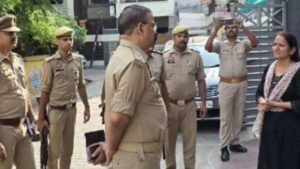 लगाता रहा करंट, चीखती रही बहन… बांके से वारकर ले ली 70 वर्षीय महिला की जान; कानपुर में हैवान भाई की कहानी लगाता रहा करंट, चीखती रही बहन… बांके से वारकर ले ली 70 वर्षीय महिला की जान; कानपुर में हैवान भाई की कहानी