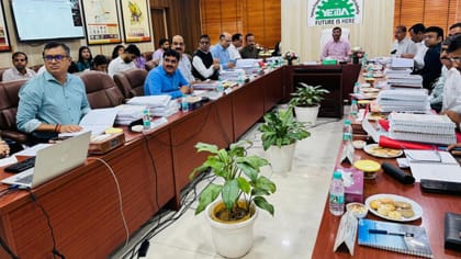 यमुना सिटी में प्रॉपर्टी खरीदना हो गया महंगा, YEIDA की बैठक में फैसला