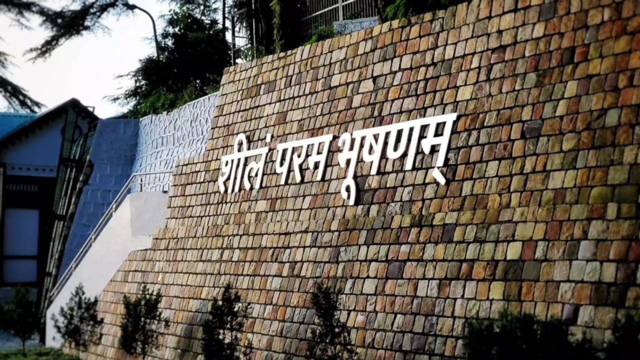 आना सबकुछ चाहिए, लेकिन बहुत स्टैंडर्ड लेवल जरूरी नहीं… UPSC रैंक 5 आकाश गर्ग के ये सक्सेस टिप्स