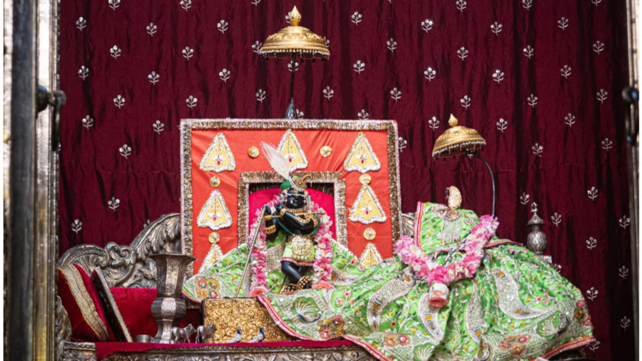 वृन्दावन का राधा रमण लाल मंदिर, जहां स्वयं प्रकट हुए थे ठाकुर जी, रोचक है रहस्य