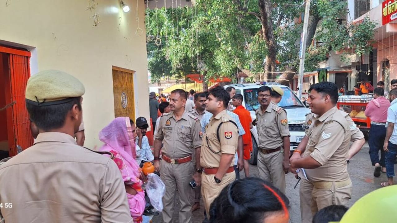 जहां गाय बहा देती थी दूध, वहीं प्रगट हुआ ये शिवलिंग… जानिए क्या है मान्यता