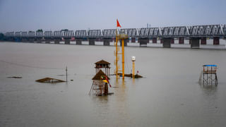 नोएडा से आगरा तक रेनी डे, इन 22 जिलों में बारिश का अलर्ट; काशी-प्रयागराज में तबाही की ओर गंगा