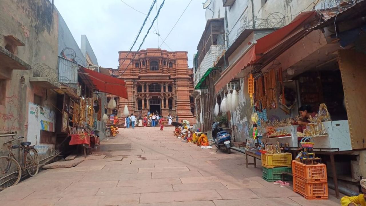 क्या भूतों ने बनाया वृंदावन का गोविंददेव मंदिर? हैरान कर देगी कहानी; Photos