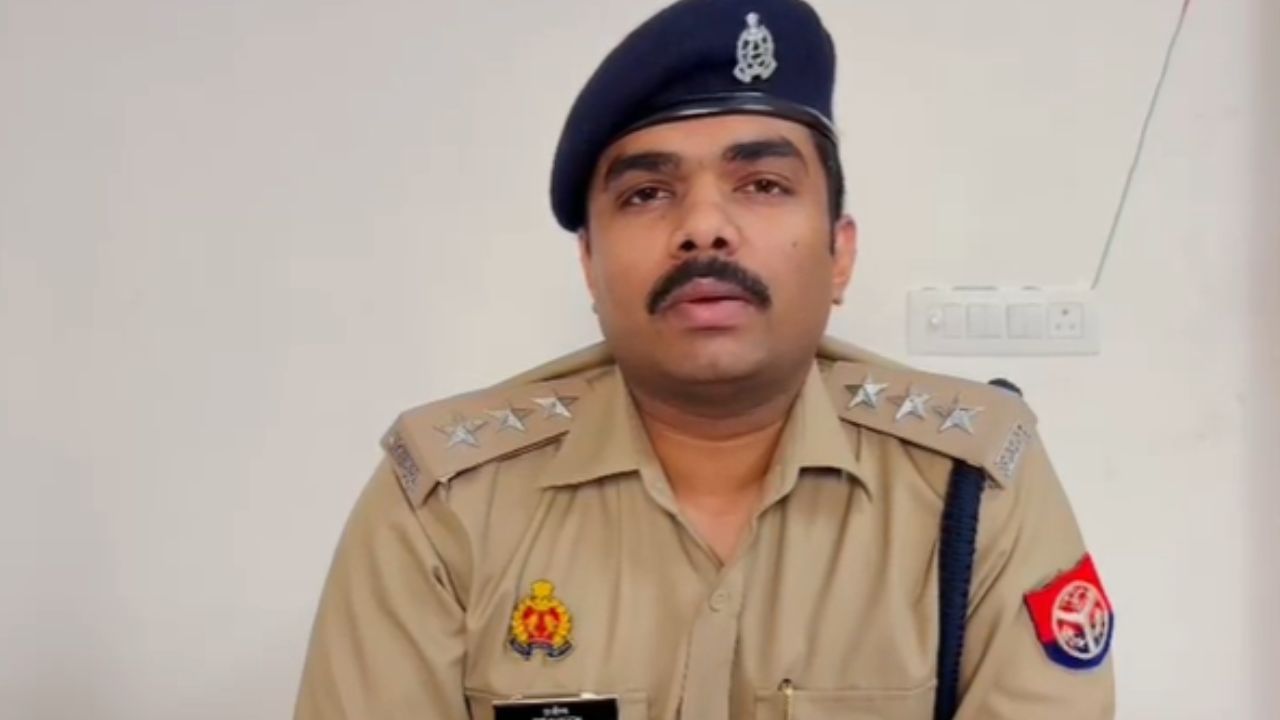पहले धर्म परिवर्तन, निकाह के बाद PAK भेजने की थी तैयारी… फरहान के जाल में ऐसे फंसी नाबालिग पहले धर्म परिवर्तन, निकाह के बाद PAK भेजने की थी तैयारी… फरहान के जाल में ऐसे फंसी नाबालिग
