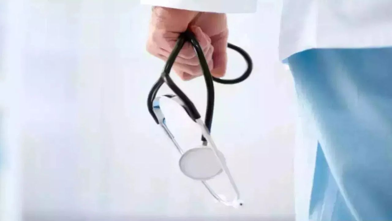 रिवर्स बिडिंग से हॉस्पिटल्स को मिलेंगे एक्सपर्ट डॉक्टर, यूपी में मुरादाबाद बना पहला मॉडल