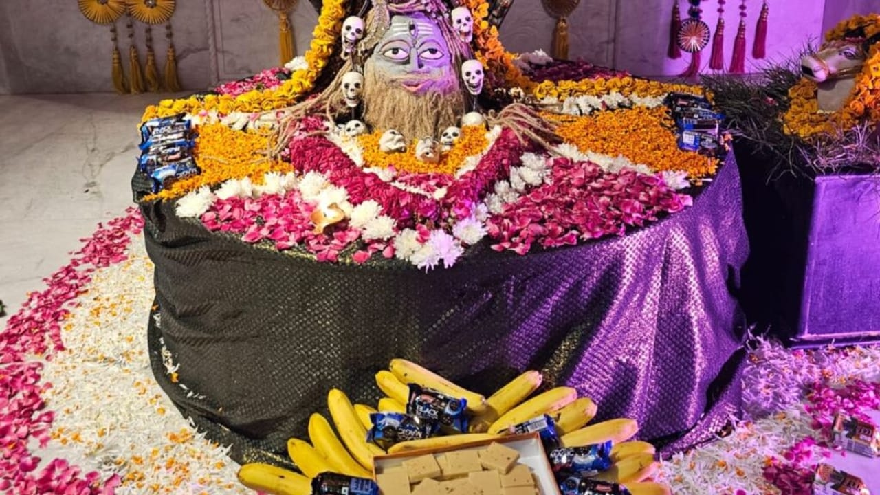 सावन में बड़ौत में दिखी महाकाल के तांडव श्रृंगार की अद्भुत झलक
