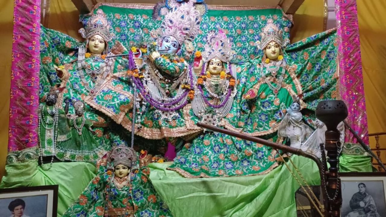 यहां हुक्का भी पीते हैं ठाकुर जी! वृंदावन में है भगवान कृष्ण का ये मंदिर; 500 साल पुराना इतिहास- Photos