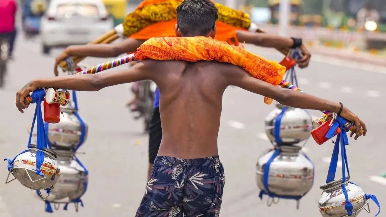 कावड़ियों के लिए योगी सरकार की सौगात, मुजफ्फरनगर से गाजियाबाद तक बनाएगी कांवड़ पथ कावड़ियों के लिए योगी सरकार की सौगात, मुजफ्फरनगर से गाजियाबाद तक बनाएगी कांवड़ पथ