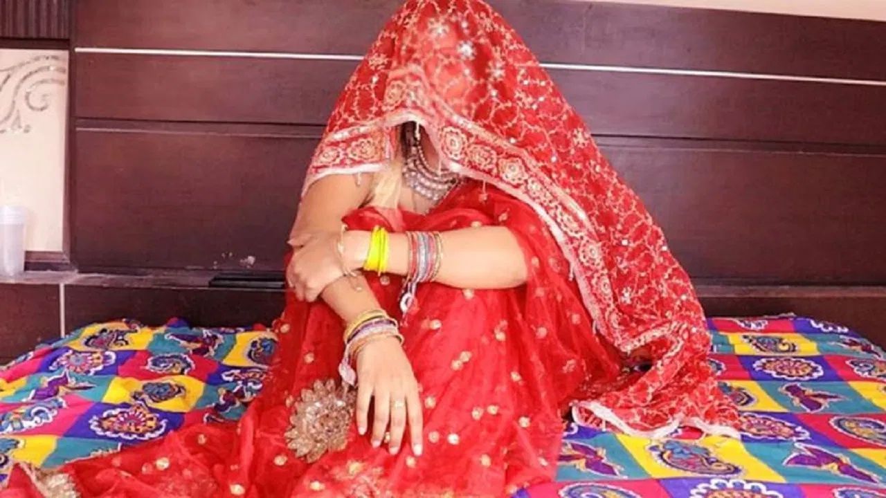 सुहागरात के अगले ही दिन दुल्हन ने कर दिया ऐसा कांड, दूल्हे की उड़ गई नींद; हैरान कर देगी कहानी सुहागरात के अगले ही दिन दुल्हन ने कर दिया ऐसा कांड, दूल्हे की उड़ गई नींद; हैरान कर देगी कहानी