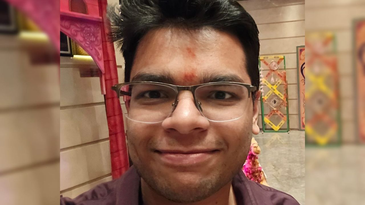आना सबकुछ चाहिए, लेकिन बहुत स्टैंडर्ड लेवल जरूरी नहीं… UPSC रैंक 5 आकाश गर्ग के ये सक्सेस टिप्स