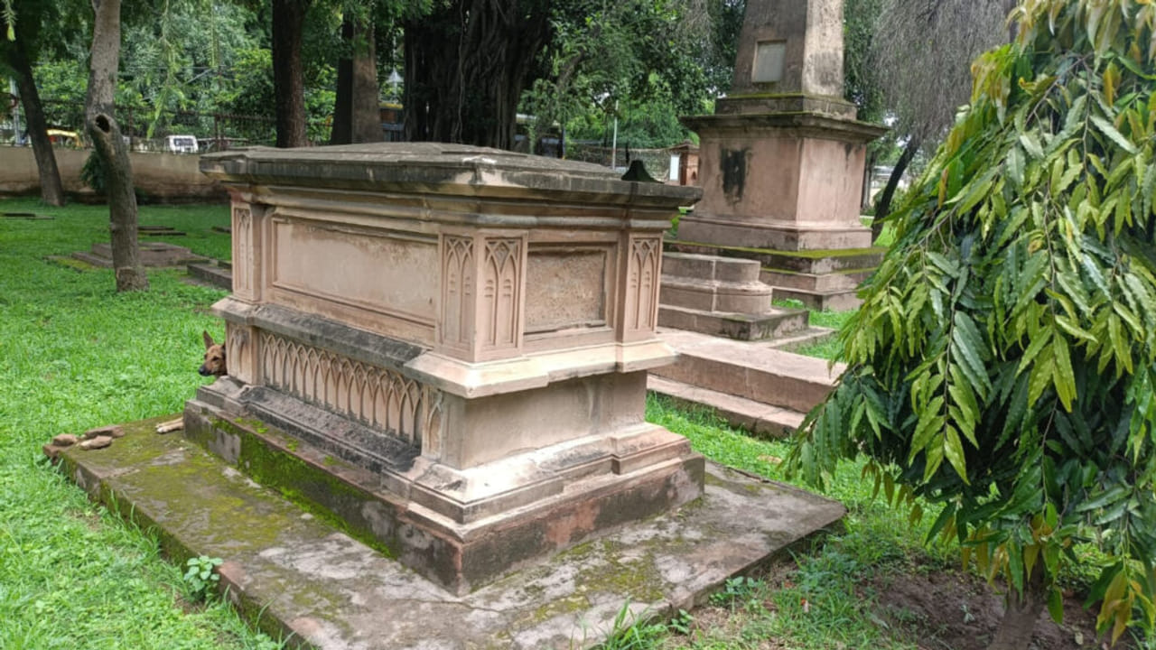 प्रयागराज का हॉन्टेड प्लेस, जहां शाम ढलने के बाद पसर जाता है सन्नाटा; डरा देगी इसकी कहानी