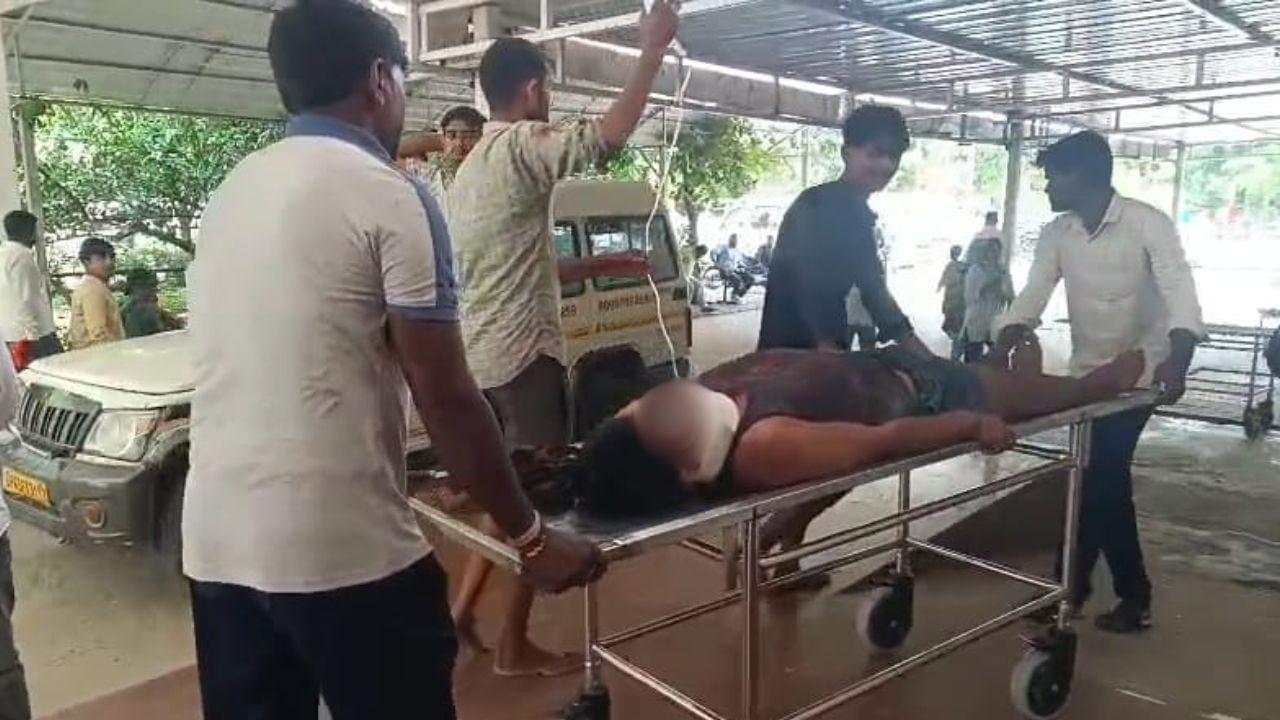 गाजीपुर: कटे हुए गले, लहूलुहान… बंद कमरे में घायल मिले युवक- युवती