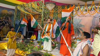 औरैया में 30 किलो चांदी के सिंहासन पर विराजमान हुए लड्डू गोपाल, आज झूलन महोत्सव