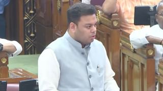 यूपी में क्या प्राइमरी टीचरों की आने वाली है वैकेंसी? मंत्री संदीप सिंह का गोलमोल जवाब