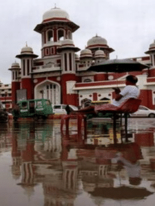 यूपी के इन जिलों में मानसून ने फिर पकड़ी रफ्तार… बारिश के बाद मिली उमस और गर्मी से राहत