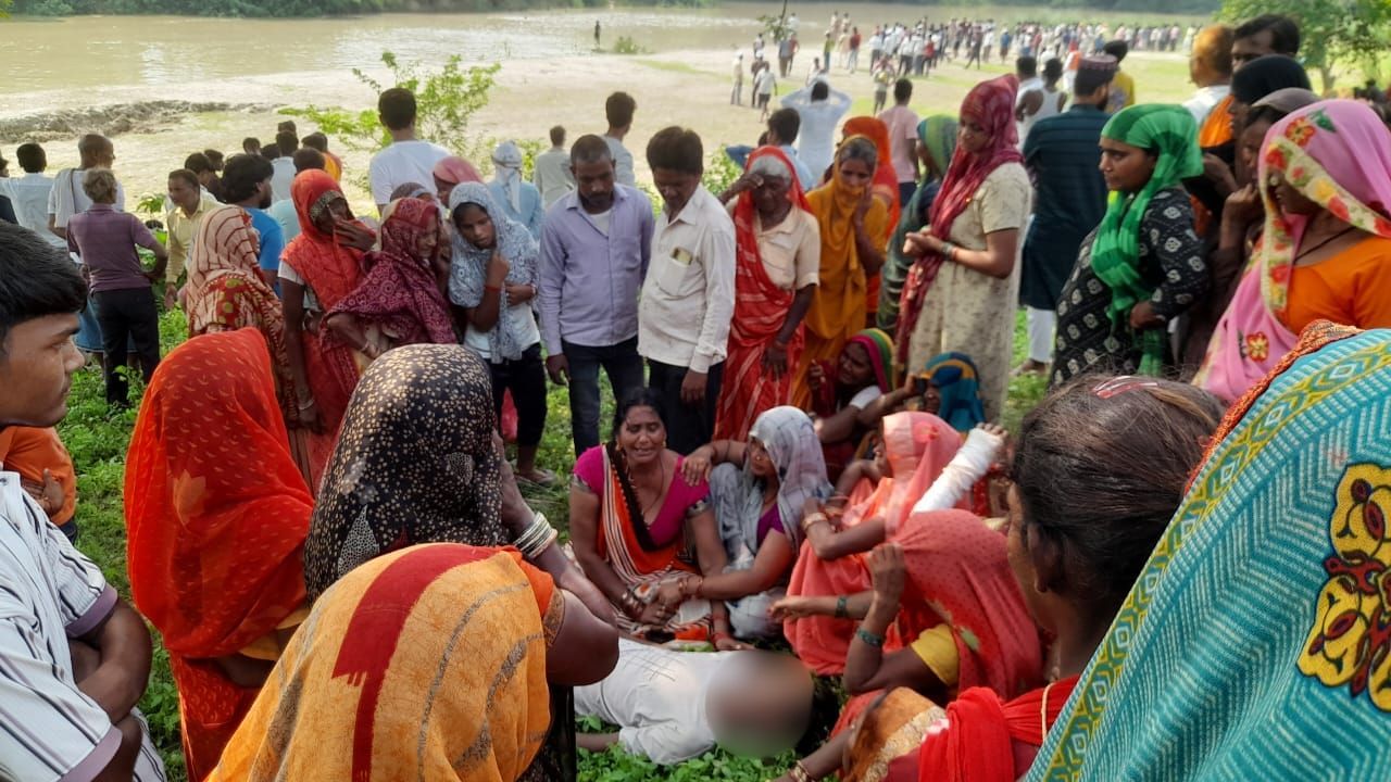 क्रिकेट मैच खेलकर लौटते समय दो युवक नदी में डूबे, एक का शव मिला, दूसरे की तलाश जारी