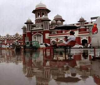 फरवरी में गर्मी, कई शहरों में अचानक बढ़ा तापमान; क्या फिर बदलेगा मौसम?