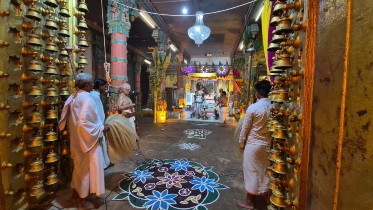 वृंदावन के इस मंदिर में दो दिन बाद क्यों मनी जन्माष्टमी? हैरान कर देगी परंपरा