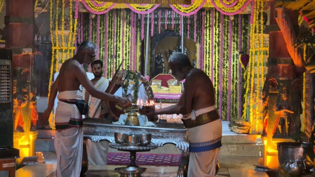 वृंदावन के इस मंदिर में दो दिन बाद क्यों मनी जन्माष्टमी? हैरान कर देगी परंपरा