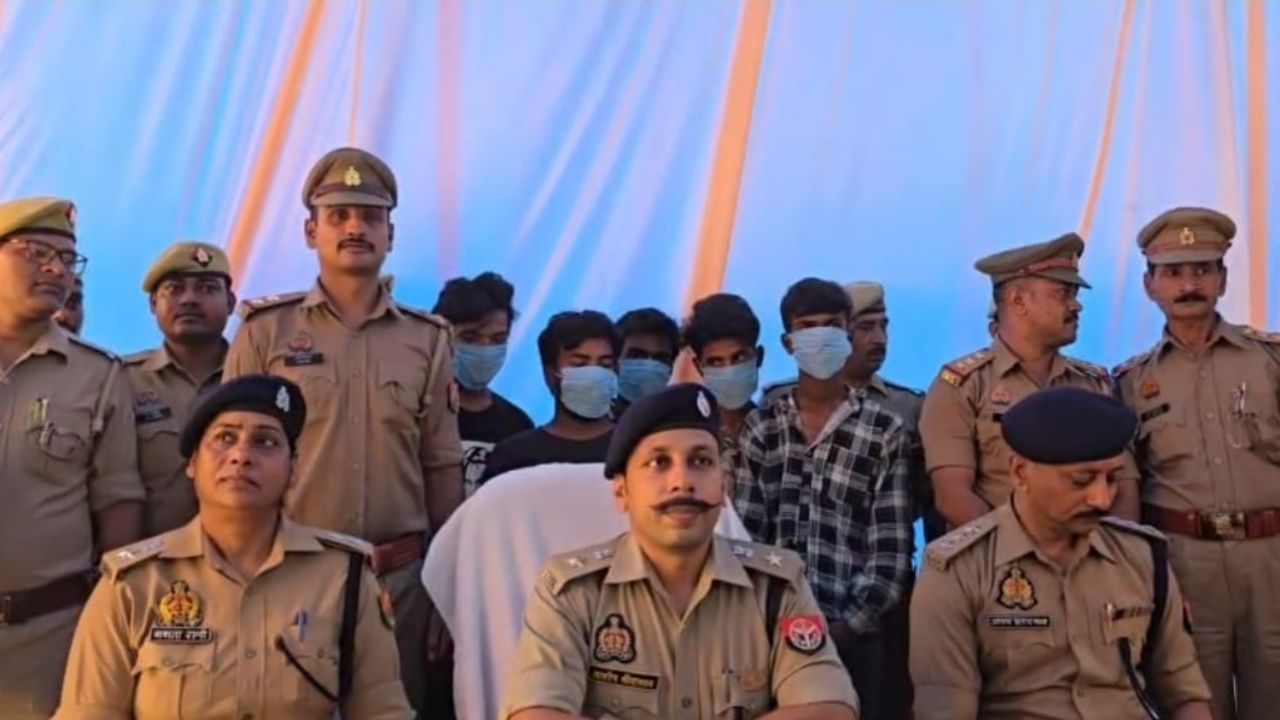लखनऊ पुलिस ने बाइक चोर गैंग का किया भांडाफोड़… बरामद कीं 21 बाइकें लखनऊ पुलिस ने बाइक चोर गैंग का किया भांडाफोड़… बरामद कीं 21 बाइकें