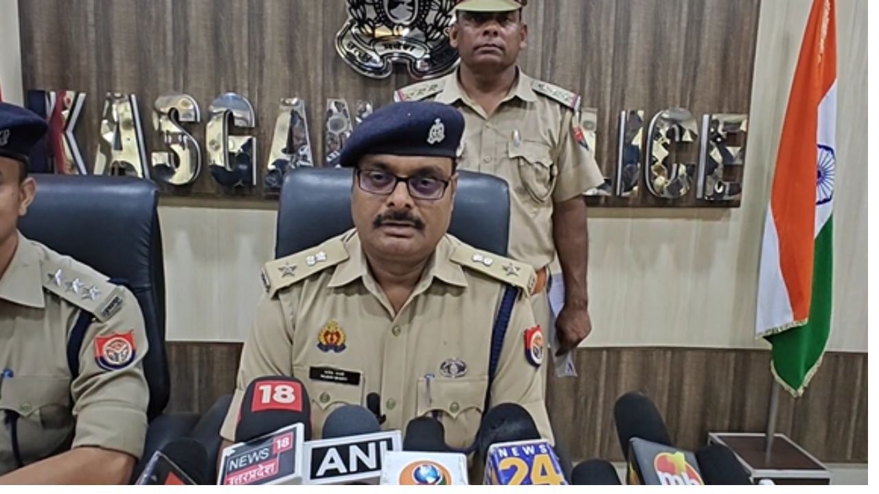महिला टीचर से रेप फिर ब्लैकमेलिंग… पुलिस ने आरोपियों का किया ये हाल महिला टीचर से रेप फिर ब्लैकमेलिंग… पुलिस ने आरोपियों का किया ये हाल