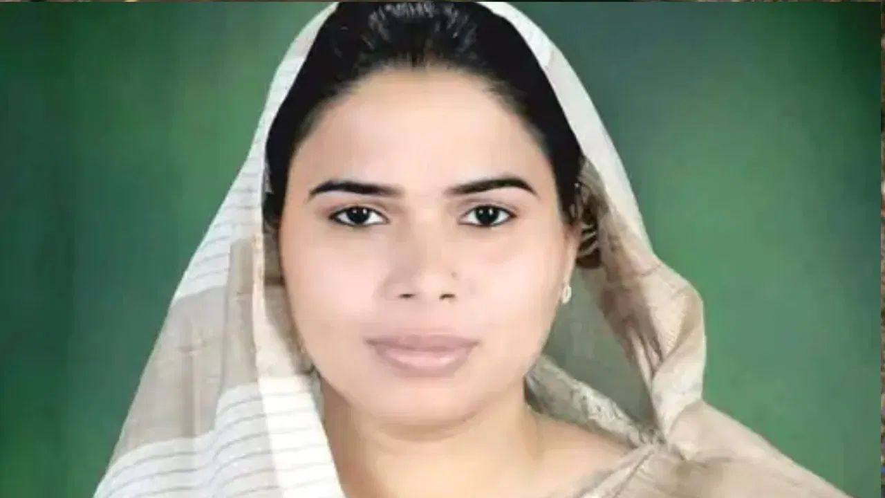 प्रयागराज में एक नहीं कई हैं पूजा पाल , किसको मिला इंसाफ, किसकी टूटी आस और अब किसे है इंतजार प्रयागराज में एक नहीं कई हैं पूजा पाल , किसको मिला इंसाफ, किसकी टूटी आस और अब किसे है इंतजार