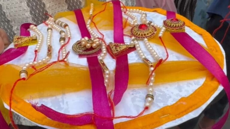 CM योगी और PM मोदी के लिए बच्चों ने ड्राई फ्रूट्स से तैयार की राखियां