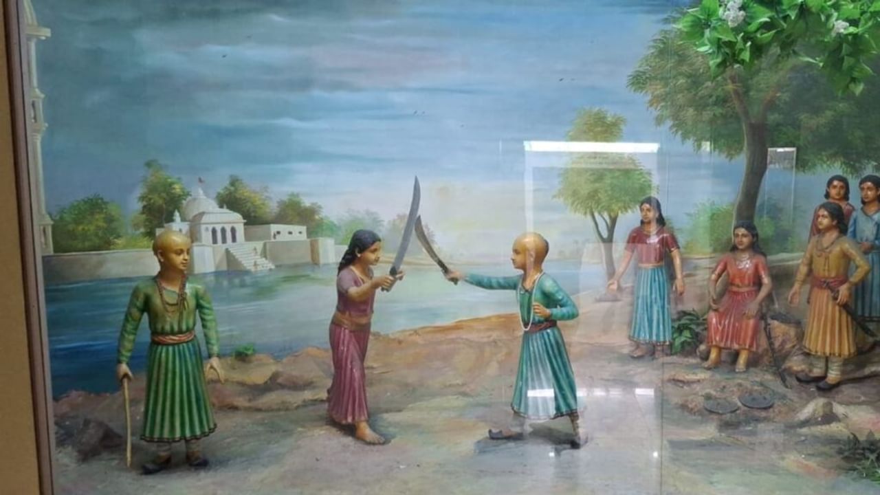 झांसी: आजादी की वो पहली चिंगारी, जो समय से आगे चलती थी; तस्वीरों में रानी लक्ष्मीबाई की वीरगाथा