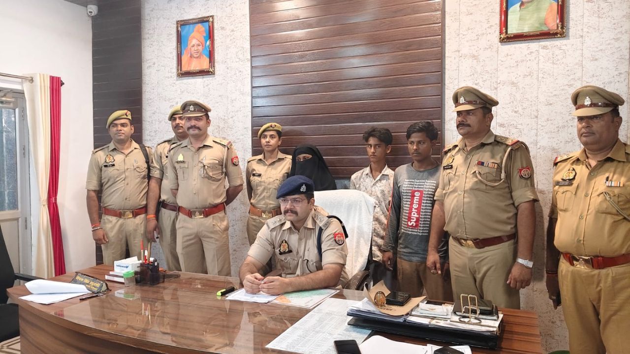 रस्सी से गला कसा, खेत में फेंका… भाइयों संग महिला ने आखिर क्यों की पति की हत्या? रस्सी से गला कसा, खेत में फेंका… भाइयों संग महिला ने आखिर क्यों की पति की हत्या?