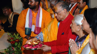 मॉरीशस के प्रधानमंत्री पहुंचे वाराणसी, गंगा आरती में लिया हिस्सा; लगाए हर हर महादेव के नारे