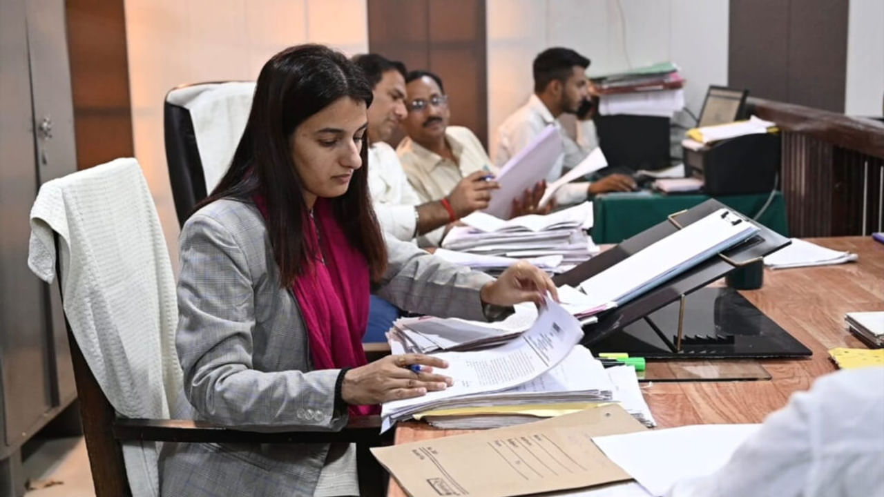 कौन हैं PCS संगीता राघव? जिन्हें ऑपरेशन सिंदूर के लिए मिला वायुसेना का सम्मान