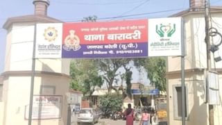 पत्नी को हॉस्पिटल में तड़पता छोड़ नवजात को उठा ले गया पति, ससुराल वालों से की कार की डिमांड