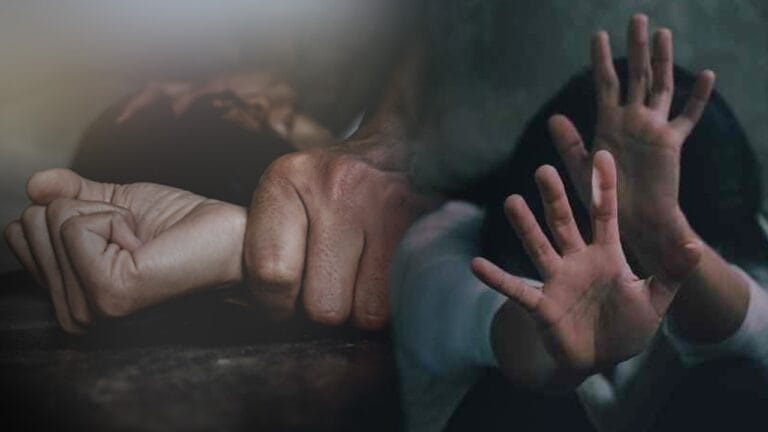 एक ने की दरिंदगी,दूसरे ने बनाया video;मिर्जापुर में नाबालिग से गैंगरेप