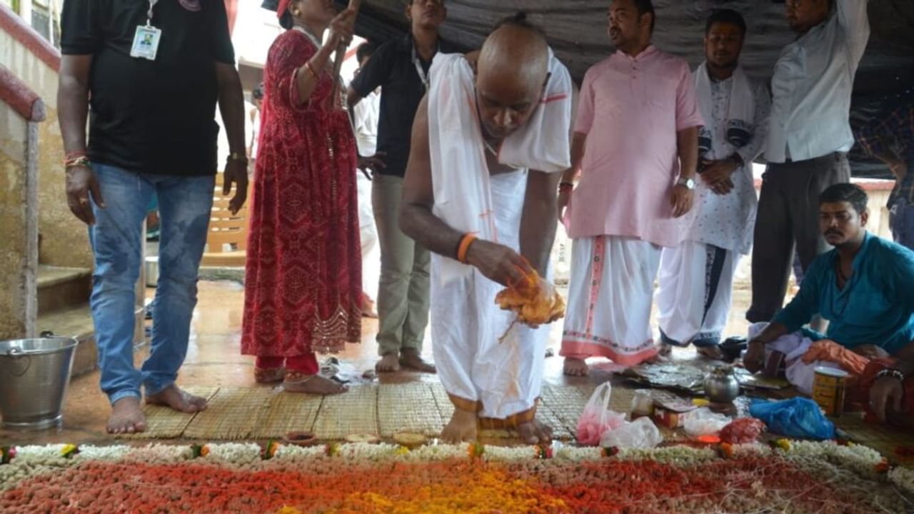 काशी में 1 लाख से अधिक अजन्मी बेटियों के लिए श्राद्ध! भ्रूणहत्या के खिलाफ जागरूकता की अनूठी पहल