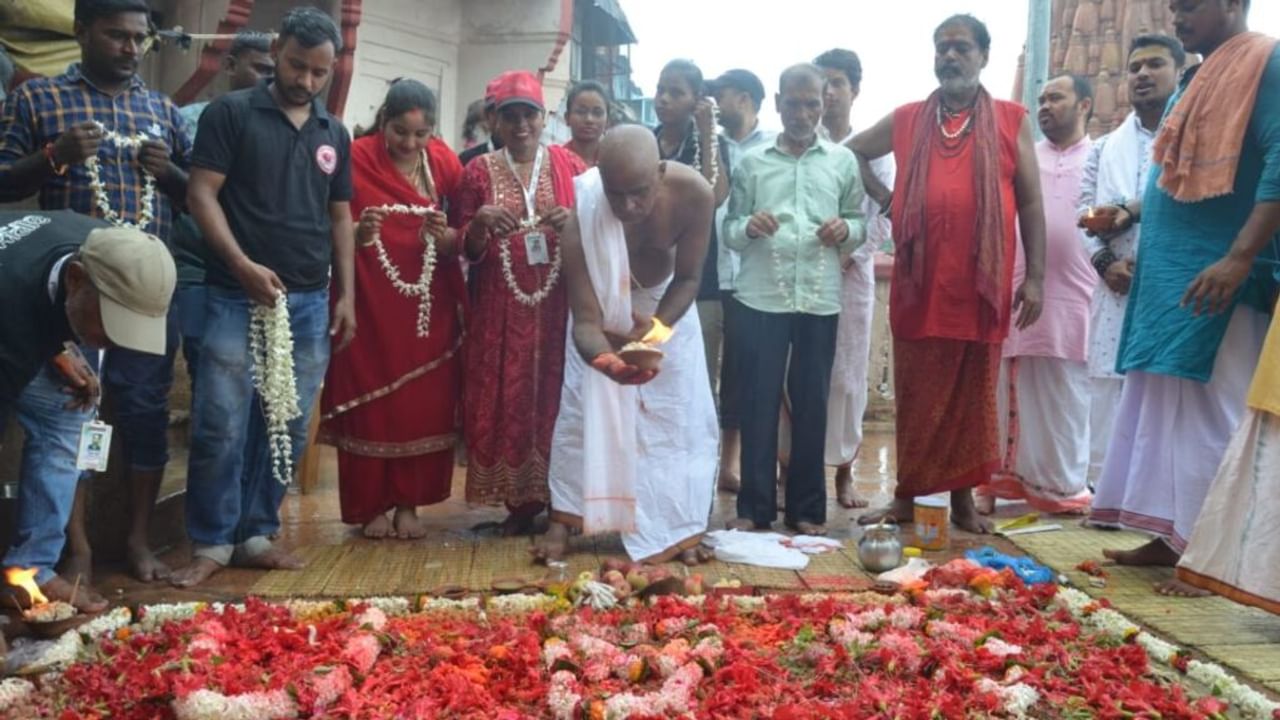 काशी में 1 लाख से अधिक अजन्मी बेटियों के लिए श्राद्ध! भ्रूणहत्या के खिलाफ जागरूकता की अनूठी पहल