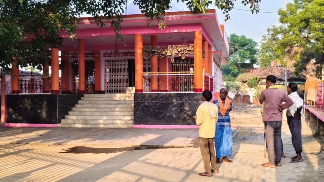 चंदौली के इस सरोवर में स्नान करने से भर जाती है गोद! 300 साल पुरानी परंपरा; Photos