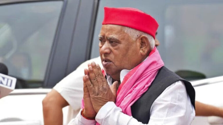 '...तो नंगे पांव दौड़ते हुए जाऊंगा', ध्वजारोहण पर बोले आयोध्या सांसद