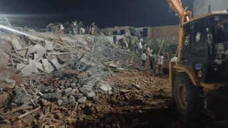 शाहबेरी के बाद फिर वही कहानी: ग्रेटर नोएडा में अवैध रूप से बन रही बिल्डिंग ढही, 4 की मौत