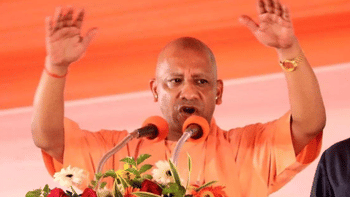 वंदे मातरम का विरोध करने वालों के लिए इस देश में जगह नहीं: CM योगी