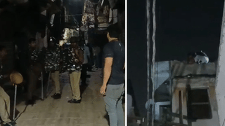 ये प्रशासन की खुली गुंडई… दालमंडी में एक साथ 13 शॉप ध्वस्त हुईं  तो भड़क उठे दुकानदार