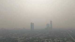 नोएडा गाजियाबाद में 400 पार पहुंचा AQI, ग्रैप-3 लागू, इन कामों पर रहेगा बैन