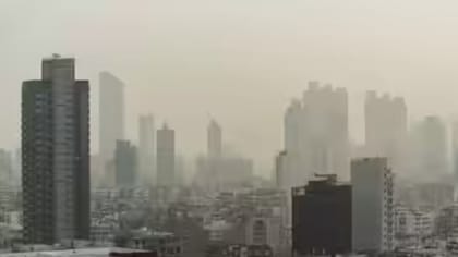 सांस पर भारी नोएडा की जहरीली हवा, बच्चे के गले से निकालना पड़ा टॉन्सिल