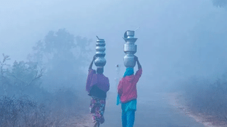 यूपी में भयंकर ठंड से नए साल की शुरुआत, 22 जिलों में पारा 10 डिग्री से नीचे