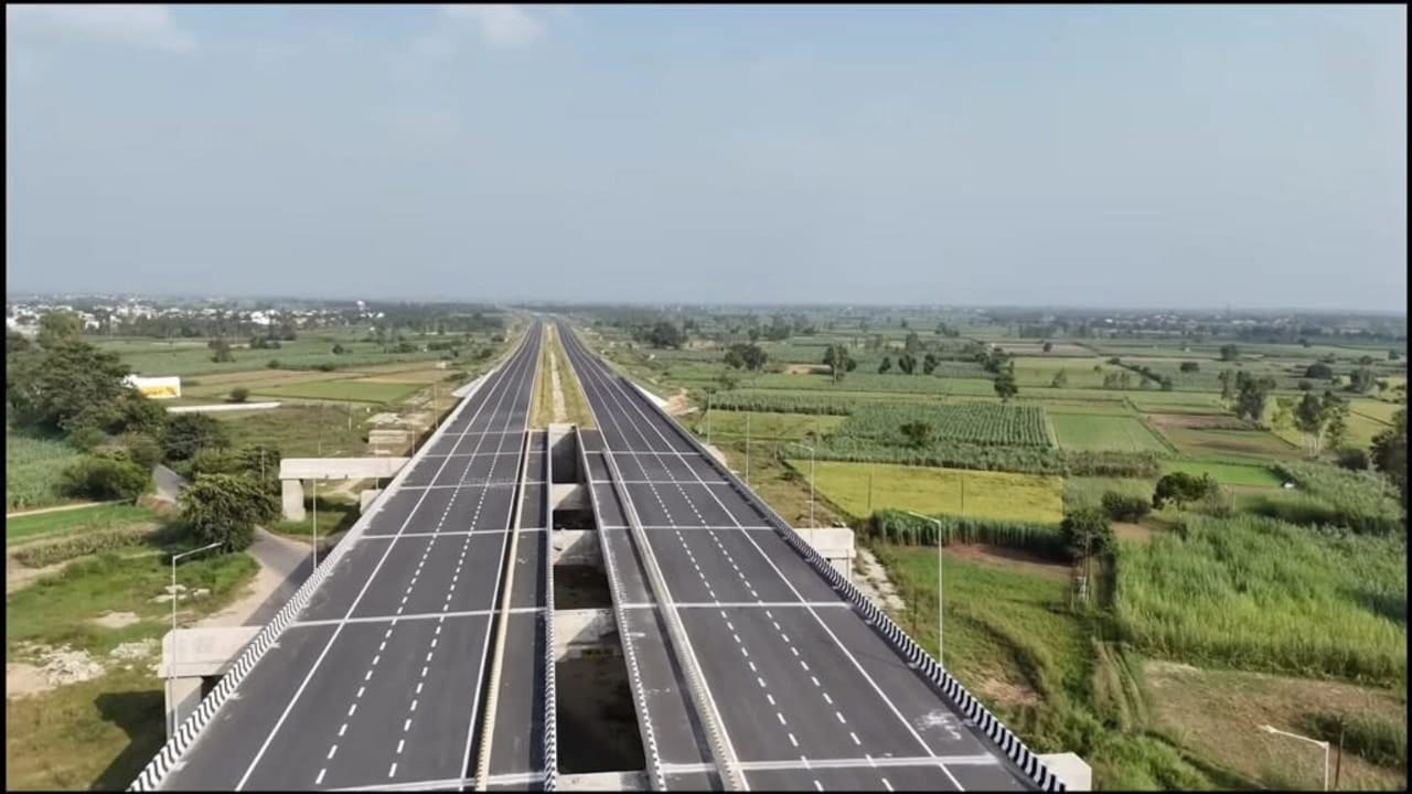 गंगा एक्सप्रेस-वे पर कब फर्राटा भरेंगे वाहन? 99% काम पूरा, जानिए 1% क्या बचा