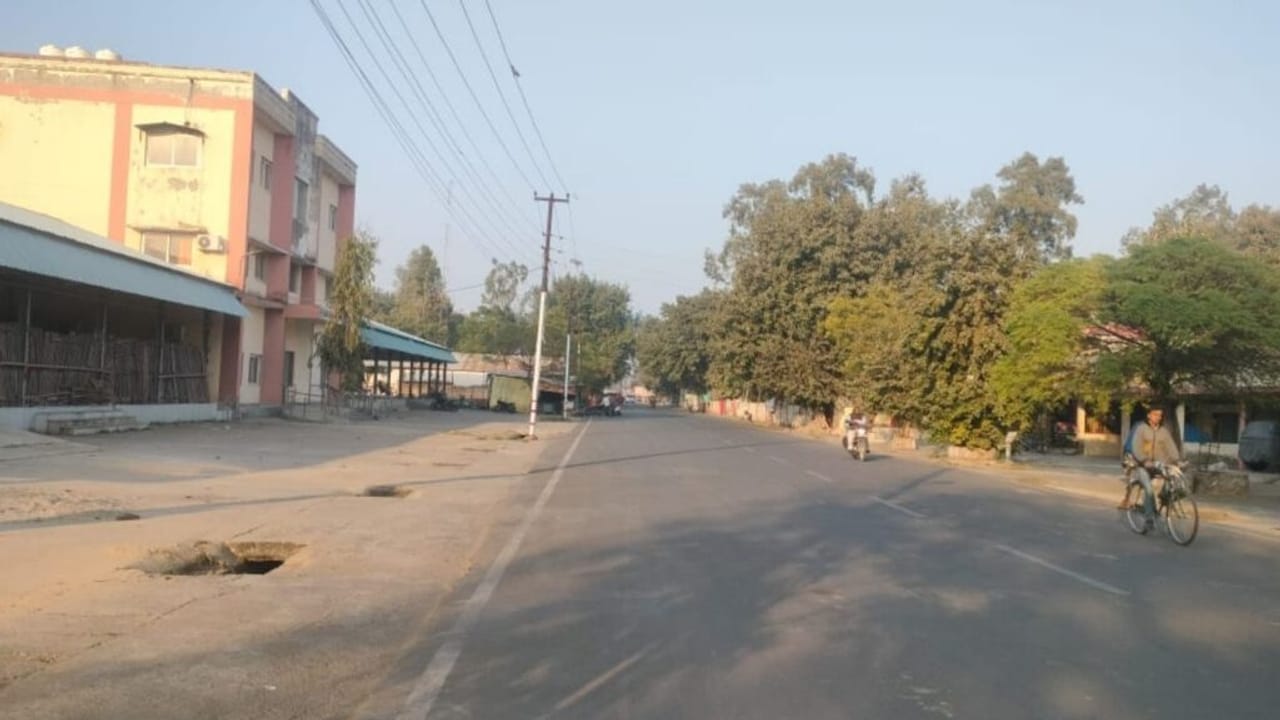 UP में एशिया की सबसे बड़ी गुड़ मंडी, ‘शुगर बाउल’ के नाम से है पहचान; देखें PHOTOS