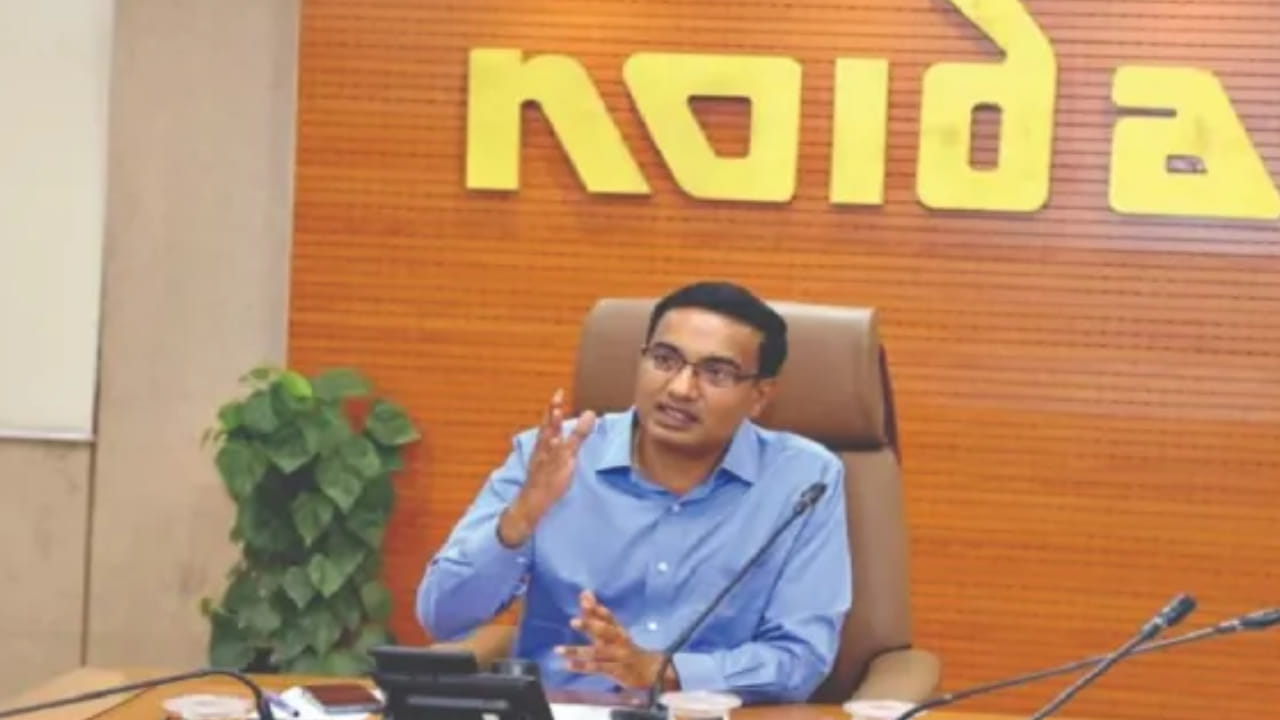 IGRS शिकायतों में लापरवाही पर सख्त एक्शन, नोएडा प्राधिकरण के CEO ने  8 अधिकारियों का वेतन रोका