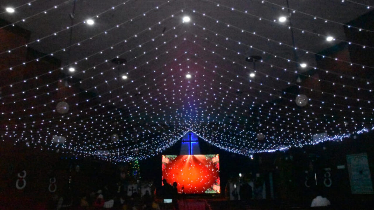 मुरादाबाद में स्थित है 151 साल पुराना चर्च, शिल्पकला और विरासत का अनोखा संगम- Photos