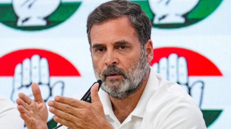 राहुल गांधी नागरिकता मामला: रायबरेली कोर्ट में सुनवाई, UK लिंक पर बहस